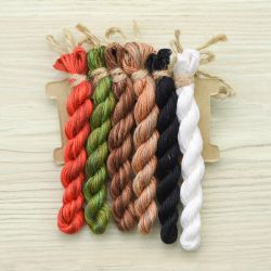 НМул-МНГ-2401 Набор ниток OwlForest для бесплатной схемы «Медвежий Новый год» (ПНК) 40 каунт в 1 нить